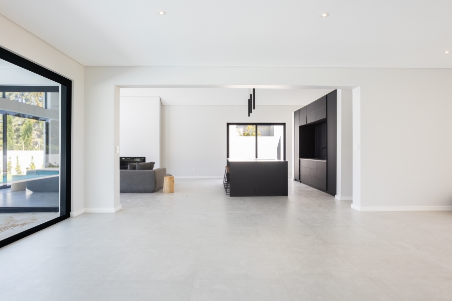 4 Bedroom Property for Sale in Val De Vie Estate Western Cape